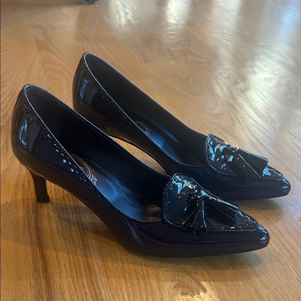 Tod’s Elegant Black Patent Leather Women's Heels